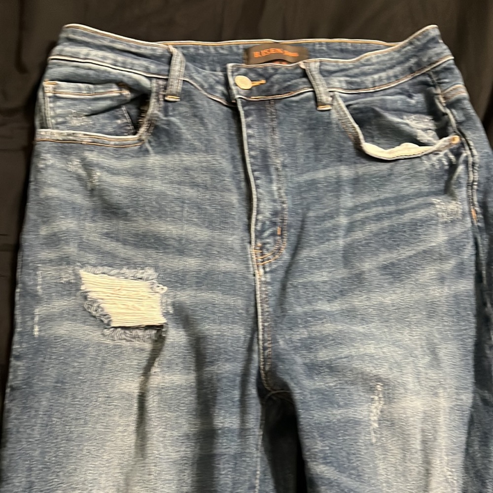 Risen medium wash jeans